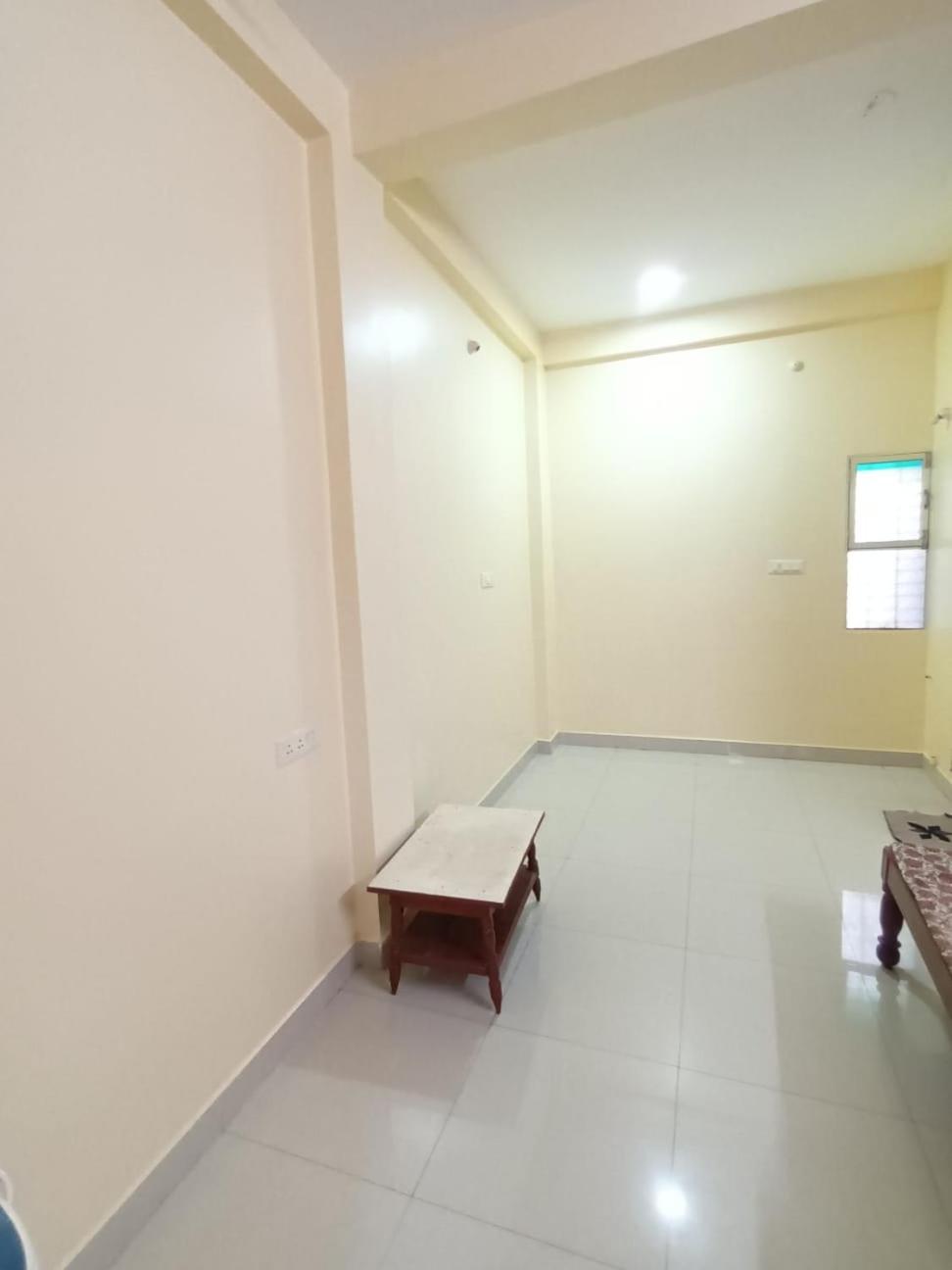 Anand Yatri Grah - Home Stay, Ujjain Extérieur photo