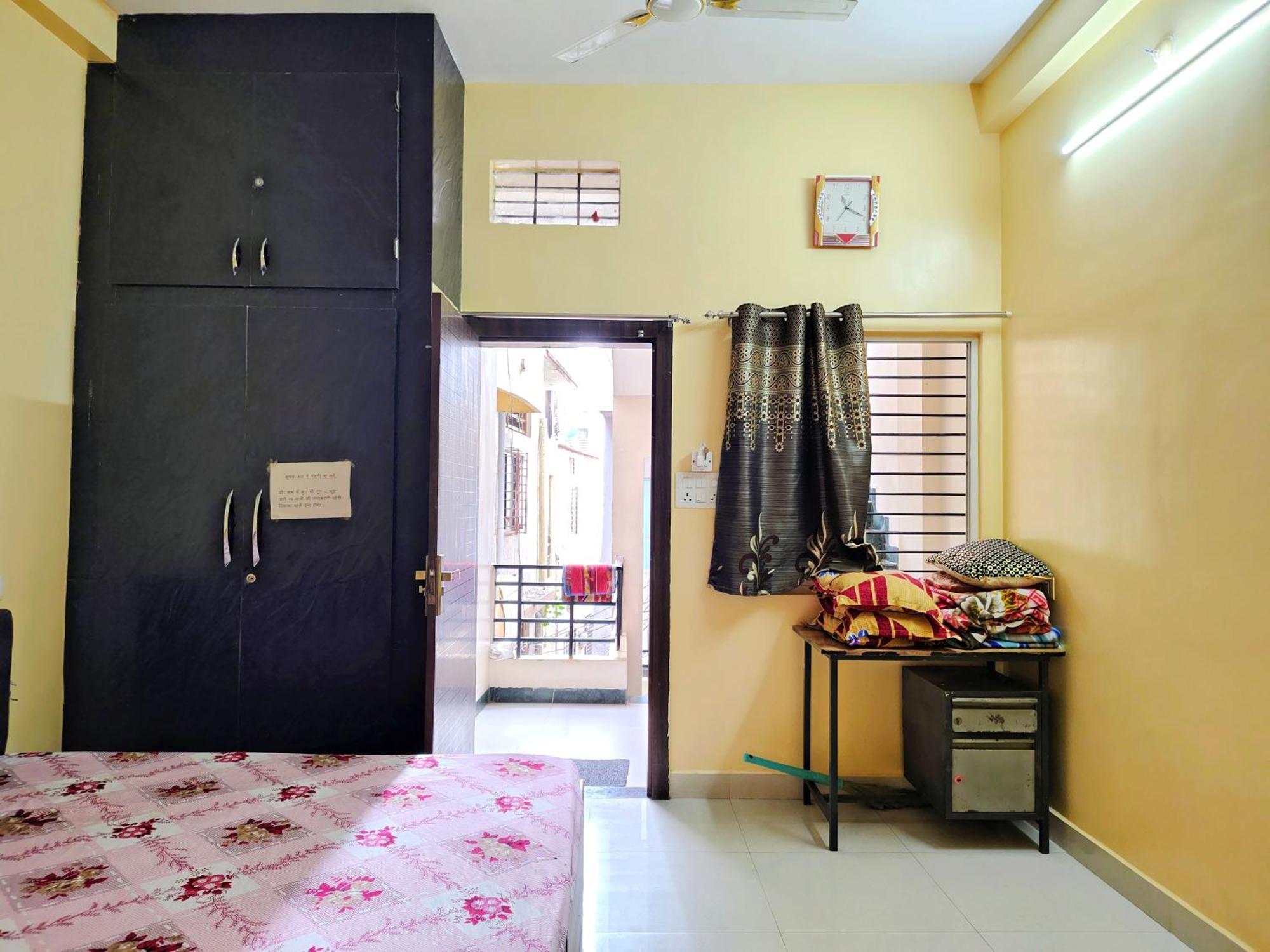 Anand Yatri Grah - Home Stay, Ujjain Extérieur photo